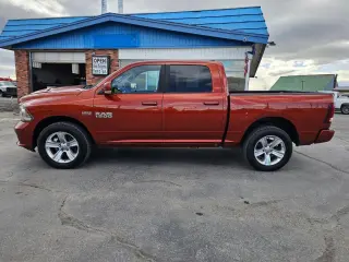 2013 RAM 1500 CREW CAB