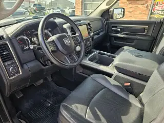 2017 RAM 1500 CREW CAB