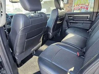 2017 RAM 1500 CREW CAB