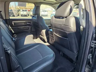 2017 RAM 1500 CREW CAB
