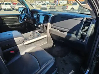 2017 RAM 1500 CREW CAB