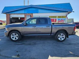 2017 RAM 1500 CREW CAB