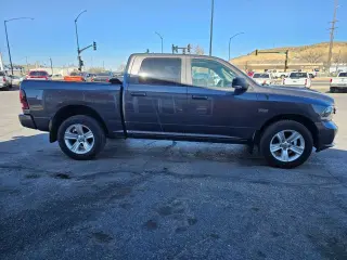 2017 RAM 1500 CREW CAB