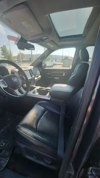2016 RAM 1500 CREW CAB