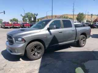 2013 RAM 1500 CREW CAB