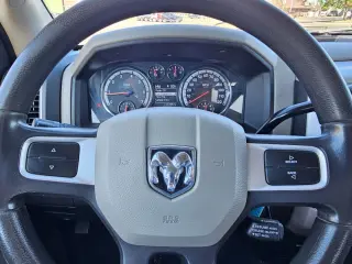 2011 RAM 1500 QUAD CAB