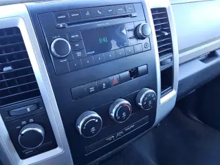 2011 RAM 1500 QUAD CAB