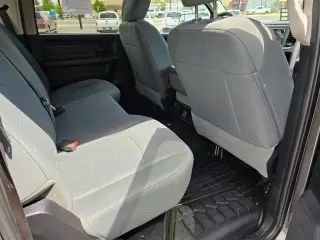 2016 RAM 3500 CREW CAB