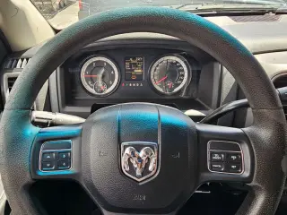 2016 RAM 3500 CREW CAB