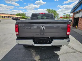 2016 RAM 3500 CREW CAB