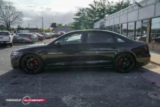 2022 AUDI S8