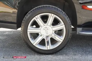 2018 CADILLAC ESCALADE
