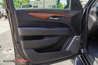 2018 CADILLAC ESCALADE