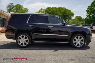 2018 CADILLAC ESCALADE