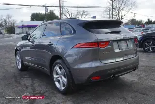 2017 JAGUAR F-PACE