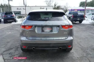 2017 JAGUAR F-PACE