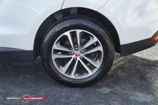 2019 JAGUAR F-PACE