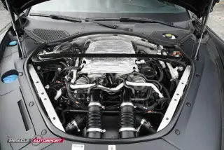 2017 PORSCHE PANAMERA