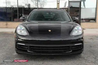 2017 PORSCHE PANAMERA