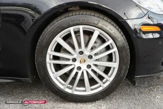 2017 PORSCHE PANAMERA