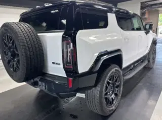 2024 GMC Hummer EV SUV