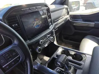 Ford F-150 2023 4x4 Lariat 4dr SuperCrew 5.5 ft. SB