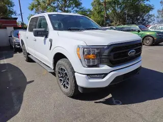 Ford F-150 2023 4x4 Lariat 4dr SuperCrew 5.5 ft. SB