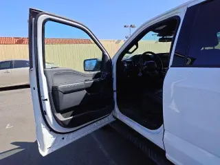 Ford F-150 2023 4x4 Lariat 4dr SuperCrew 5.5 ft. SB
