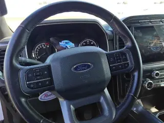 Ford F-150 2023 4x4 Lariat 4dr SuperCrew 5.5 ft. SB