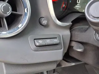 Chevrolet Camaro 2017 SS 2dr Coupe w/2SS