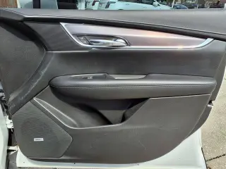 Cadillac XT5 2017 Luxury 4dr SUV