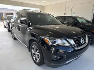 Nissan Pathfinder 2017 S 4dr SUV