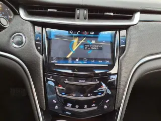 Cadillac XTS 2013 Premium Collection 4dr Sedan