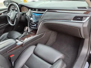 Cadillac XTS 2013 Premium Collection 4dr Sedan