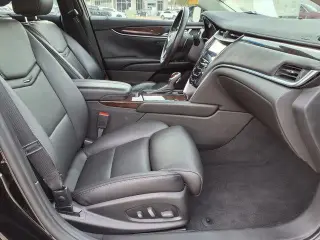 Cadillac XTS 2013 Premium Collection 4dr Sedan