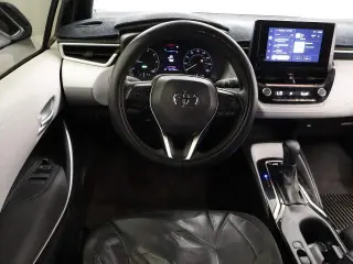Toyota Corolla Hybrid 2025 SE 4dr Sedan