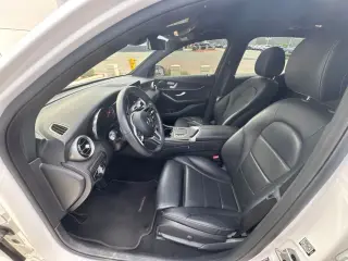 Mercedes-Benz GLC 2022 GLC 300 4dr SUV
