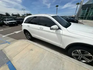 Mercedes-Benz GLC 2022 GLC 300 4dr SUV