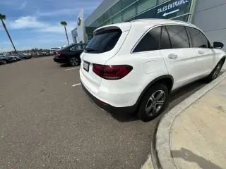 Mercedes-Benz GLC 2022 GLC 300 4dr SUV