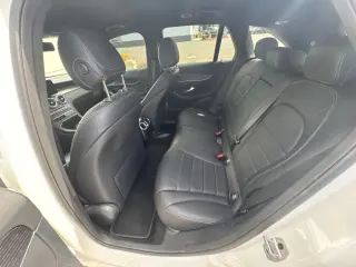 Mercedes-Benz GLC 2022 GLC 300 4dr SUV