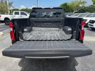 Chevrolet Silverado 1500 2025 4x2 Custom 4dr Crew Cab 5.8 ft. SB
