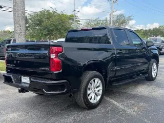 Chevrolet Silverado 1500 2025 4x2 Custom 4dr Crew Cab 5.8 ft. SB