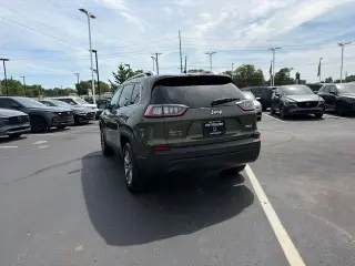 Jeep Cherokee 2019 4x4 Latitude Plus 4dr SUV