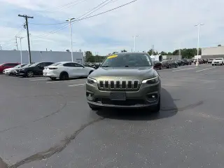 Jeep Cherokee 2019 4x4 Latitude Plus 4dr SUV