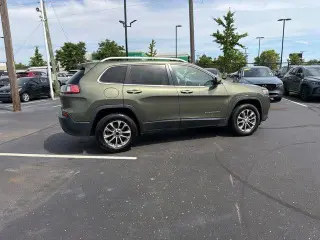 Jeep Cherokee 2019 4x4 Latitude Plus 4dr SUV