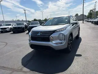 Mitsubishi Outlander 2024 AWD SE 4dr SUV