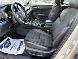 Mitsubishi Outlander 2024 AWD SE 4dr SUV