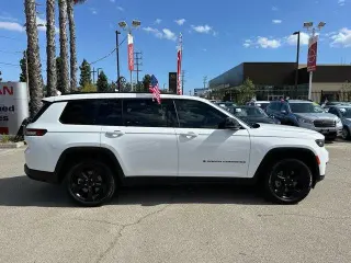 Jeep Grand Cherokee L 2023 4x4 Laredo X 4dr SUV