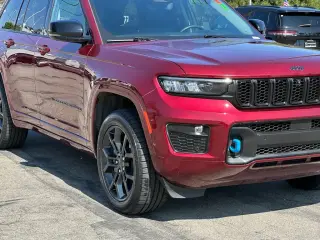 Jeep Grand Cherokee 2023 4x4 30th Anniversary 4xe 4dr SUV