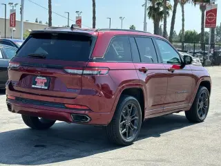 Jeep Grand Cherokee 2023 4x4 30th Anniversary 4xe 4dr SUV